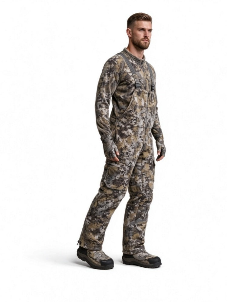 Fleece hunting cargo pants made of polyester synthetic fabric, warm and durable with camouflage pattern.