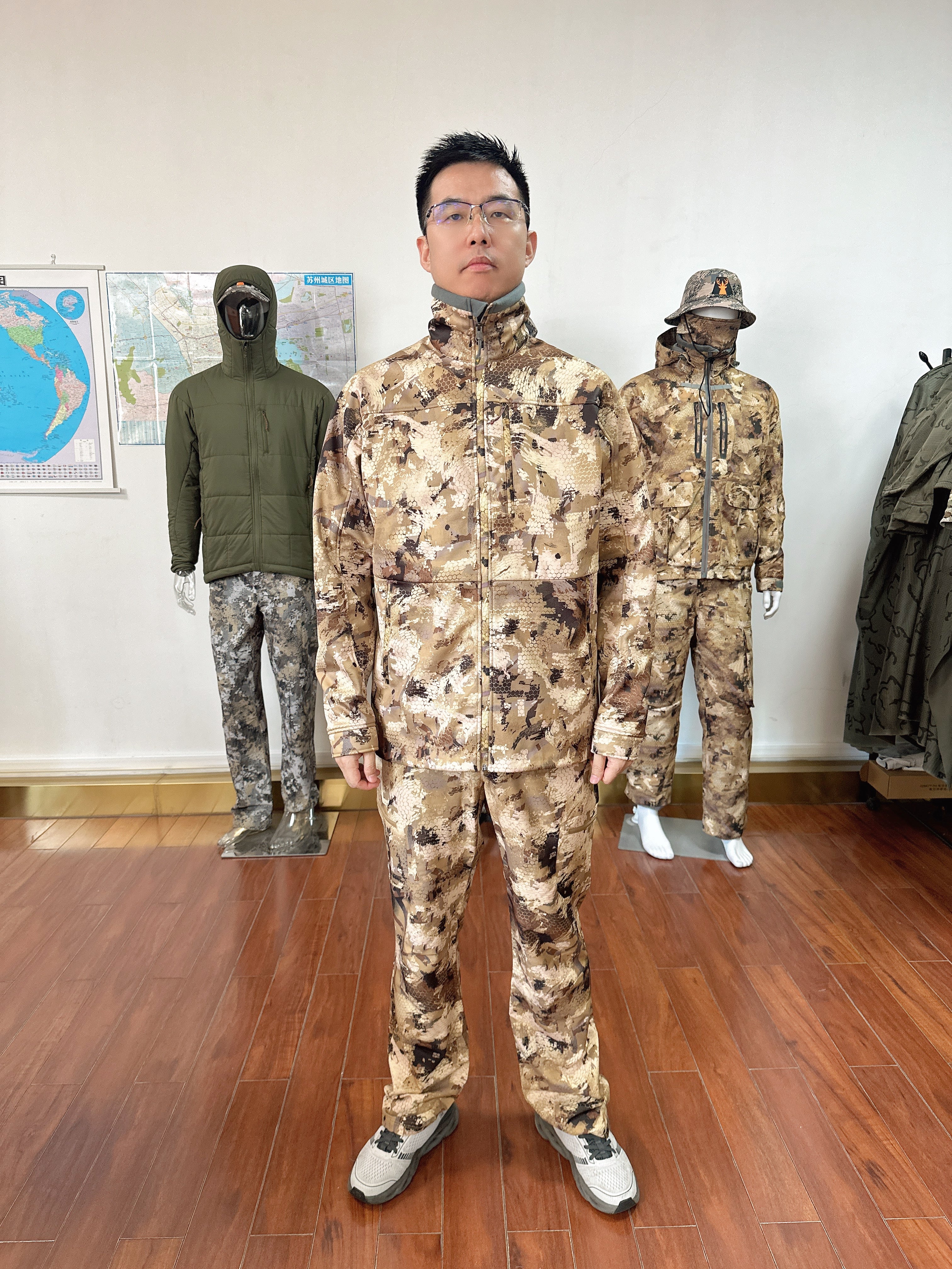 Customized High Quality Hunting Outdoor Duck Oven Jacket Hunting Suits Fishing Marsh Camouflage Hunting Clothes